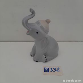 Antiques: Elegante porcelana